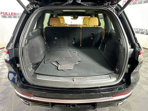 Used 2023 Jeep Grand Cherokee Summit image 28