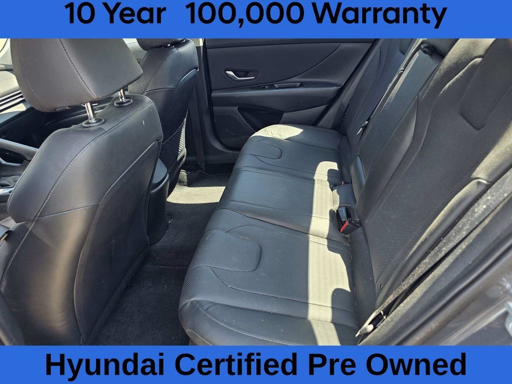 Certified 2023 Hyundai Elantra Limited FWD image 17
