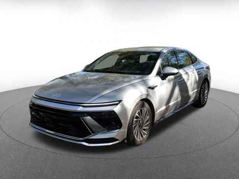 Used 2025 Hyundai Sonata SEL image 3