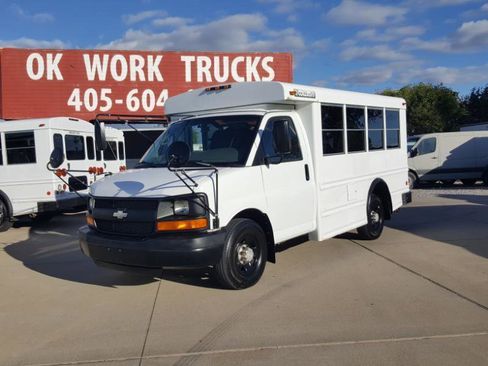 Used 2007 Chevrolet Express 3500 w/ School Bus Package RWD image 3