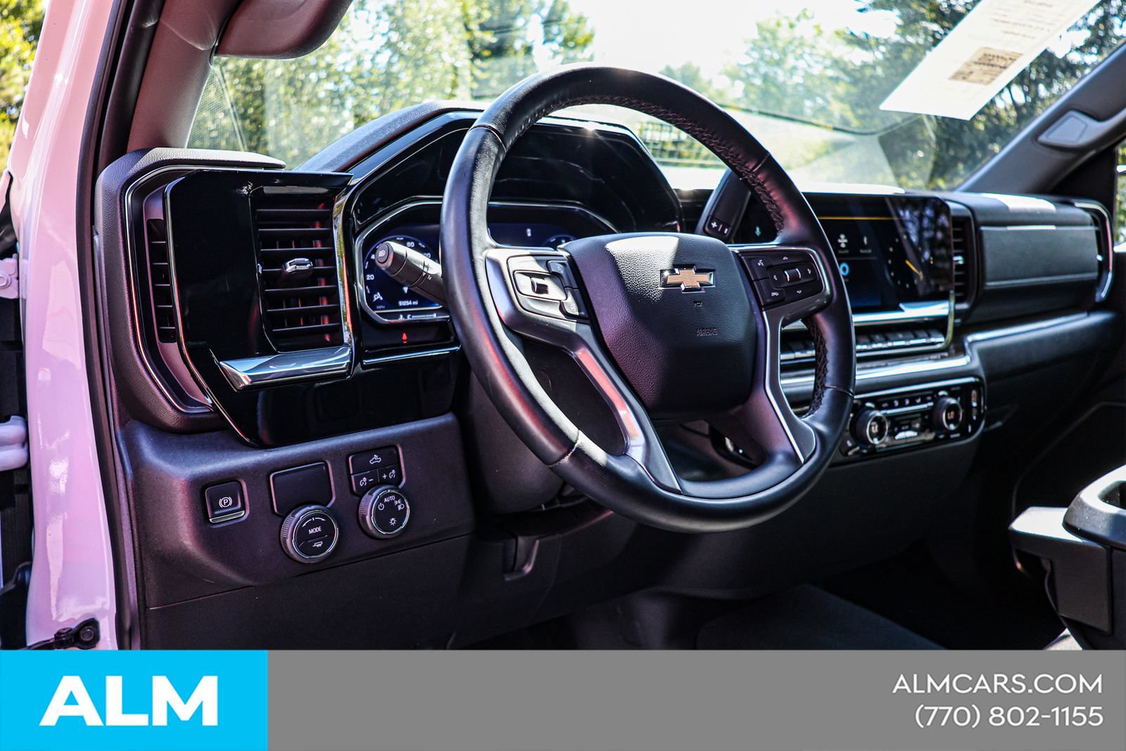 Used 2025 Chevrolet Silverado 1500 LT RWD image 21