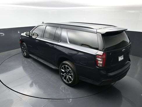 Used 2023 Chevrolet Suburban RST RWD image 15