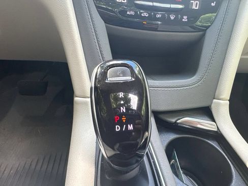Used 2021 Cadillac XT5 Premium Luxury w/ LPO, Floor Liner Package FWD image 17