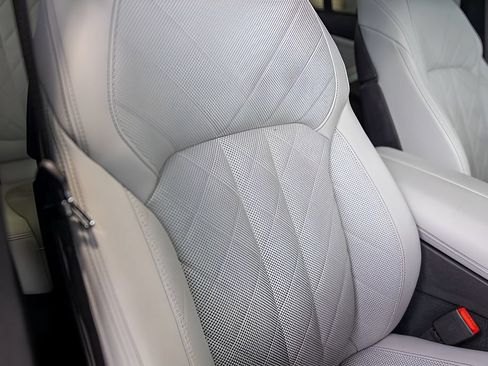 Used 2023 BMW X5 M50i w/ Executive Package AWD/4WD image 80