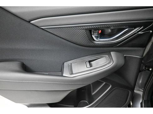 Used 2023 Subaru Outback Premium image 24