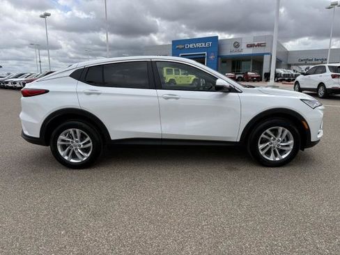 New 2026 Buick Envista Preferred FWD image 10