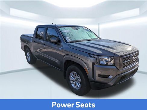 Used 2024 Nissan Frontier SV RWD image 9