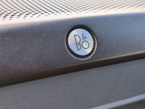 Used 2018 Ford F150 Raptor w/ Equipment Group 802A Luxury image 32