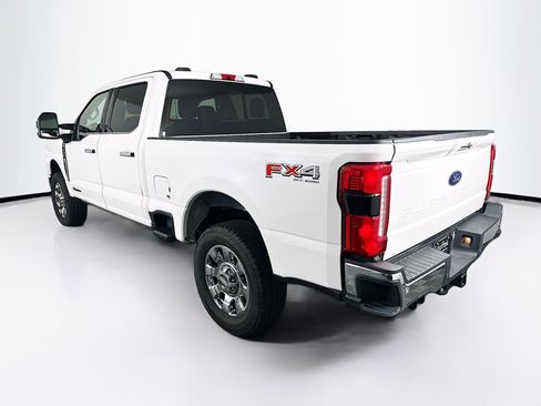 Used 2024 Ford F250 Lariat w/ Lariat Ultimate Package image 5