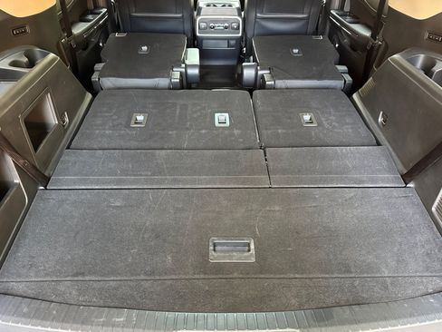 Used 2022 Ford Expedition XLT RWD image 25
