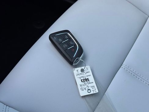 New 2026 Cadillac Optiq Sport 1 image 33