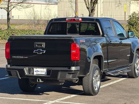 Used 2017 Chevrolet Colorado Z71 image 4