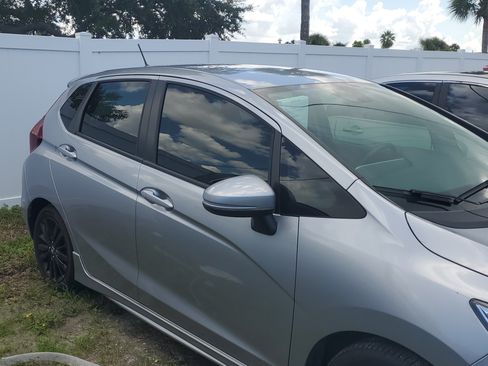 Used 2020 Honda Fit Sport image 3