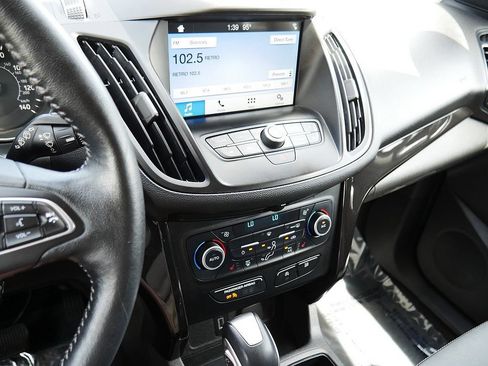 Used 2019 Ford Escape SE AWD/4WD image 33