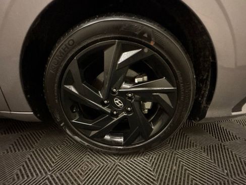 Certified 2026 Hyundai Elantra Sport FWD image 23