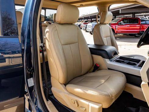 Used 2020 Ford F350 Lariat w/ Lariat Ultimate Package image 31