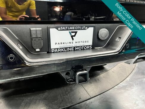 Used 2025 Chevrolet Silverado 1500 High Country AWD/4WD image 21