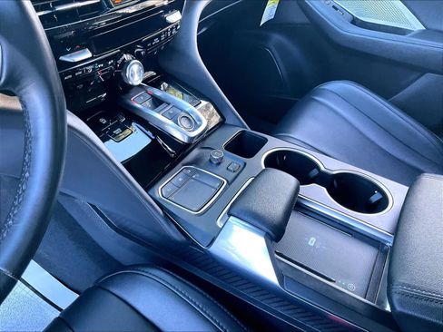 Used 2024 Acura MDX SH-AWD image 19