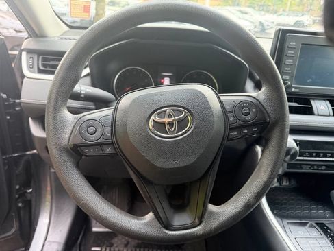 Used 2020 Toyota RAV4 LE w/ All Weather Liner Package AWD/4WD image 16
