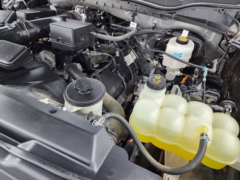 Used 2021 Ford F250 Lariat w/ Lariat Value Package image 19