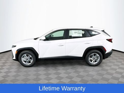 New 2026 Hyundai Tucson SE FWD image 8