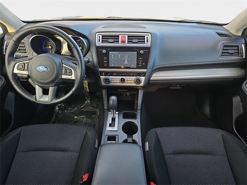 Used 2016 Subaru Outback 2.5i Premium image 10