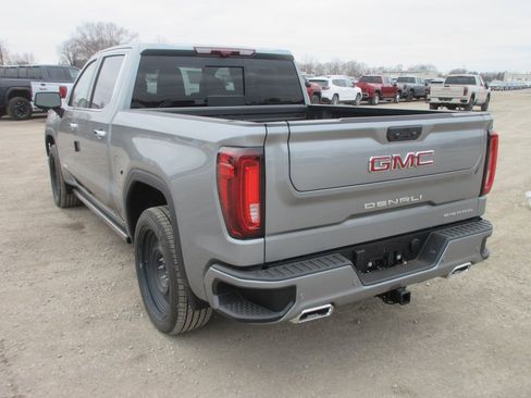 New 2026 GMC Sierra 1500 Denali w/ Denali Reserve Package image 9