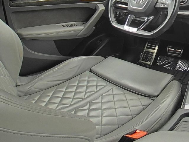 Used 2019 Audi SQ5 Premium Plus AWD/4WD image 33