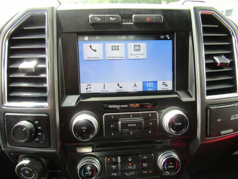 Used 2016 Ford F150 Lariat w/ Equipment Group 502A Luxury AWD/4WD image 33