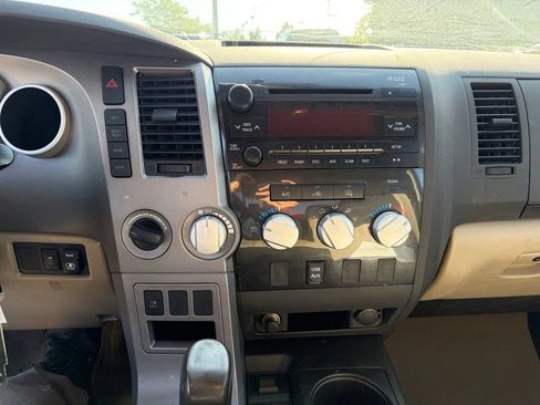 Used 2010 Toyota Tundra 4x4 Double Cab image 33