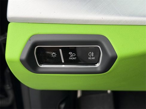 Used 2022 Lamborghini Urus image 26