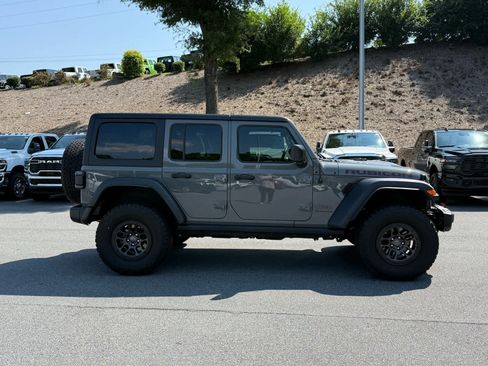 Used 2023 Jeep Wrangler Unlimited Rubicon w/ Xtreme 35 Tire Package AWD/4WD image 6