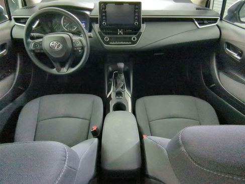 Used 2020 Toyota Corolla LE image 14