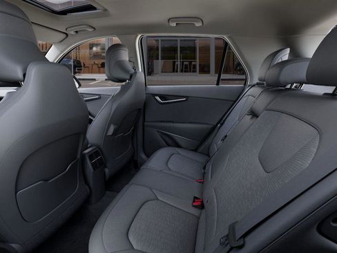 New 2025 Kia Niro SX Touring image 19