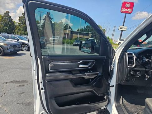 Used 2021 RAM 1500 Big Horn AWD/4WD image 35