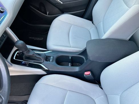 Used 2023 Toyota Corolla Cross L FWD image 27