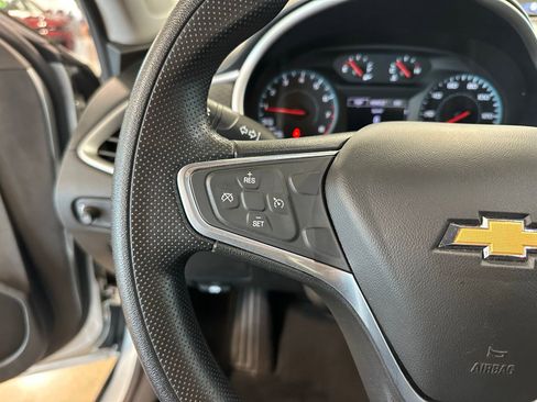 Used 2022 Chevrolet Malibu LT image 18