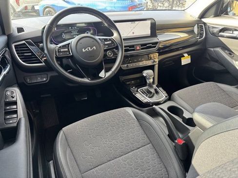 Certified 2025 Kia Seltos S FWD image 15