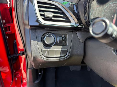 Used 2021 Chevrolet Spark LT image 19