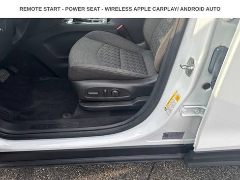 Used 2024 Chevrolet Equinox LT FWD image 13