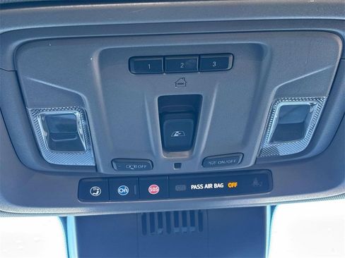 Used 2022 GMC Sierra 1500 SLT w/ SLT Premium Plus Package image 29