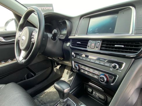 Used 2018 Kia Optima EX w/ Premium Package FWD image 48