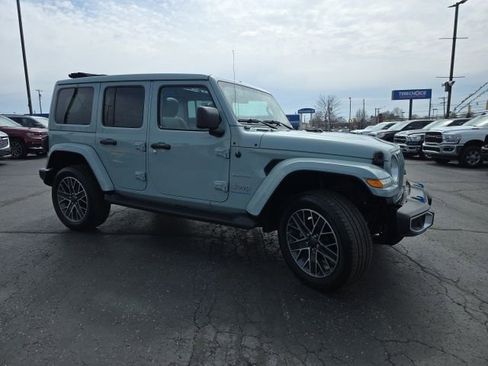 Used 2023 Jeep Wrangler Sahara 4xe w/ Cold Weather Group image 9