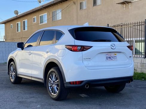 Used 2018 MAZDA CX-5 Sport FWD image 2