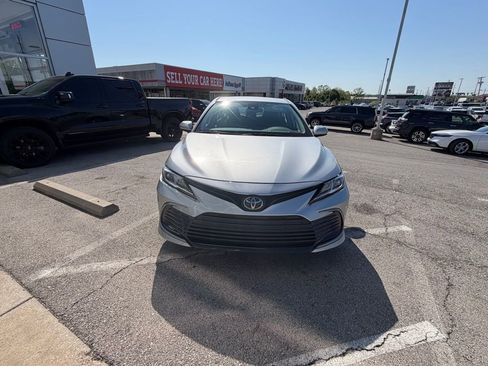 Used 2023 Toyota Camry LE FWD image 8