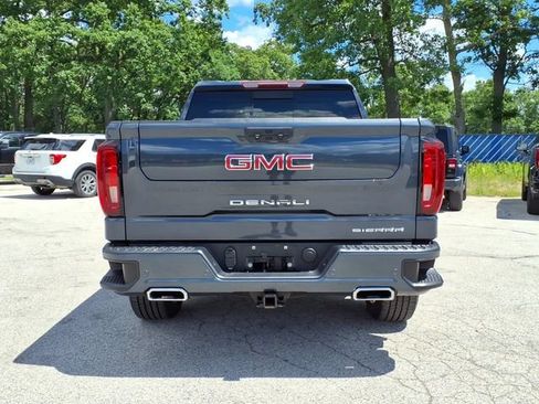 Used 2022 GMC Sierra 1500 Denali w/ Denali Premium Package AWD/4WD image 6