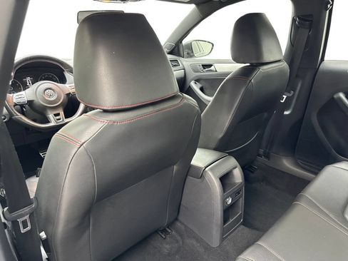Used 2014 Volkswagen Jetta GLI Autobahn FWD image 31