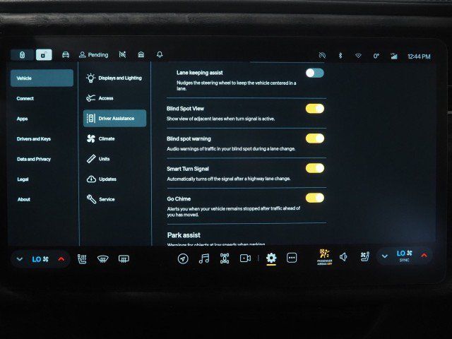 Used 2022 Rivian R1T AWD Adventure Quad image 39