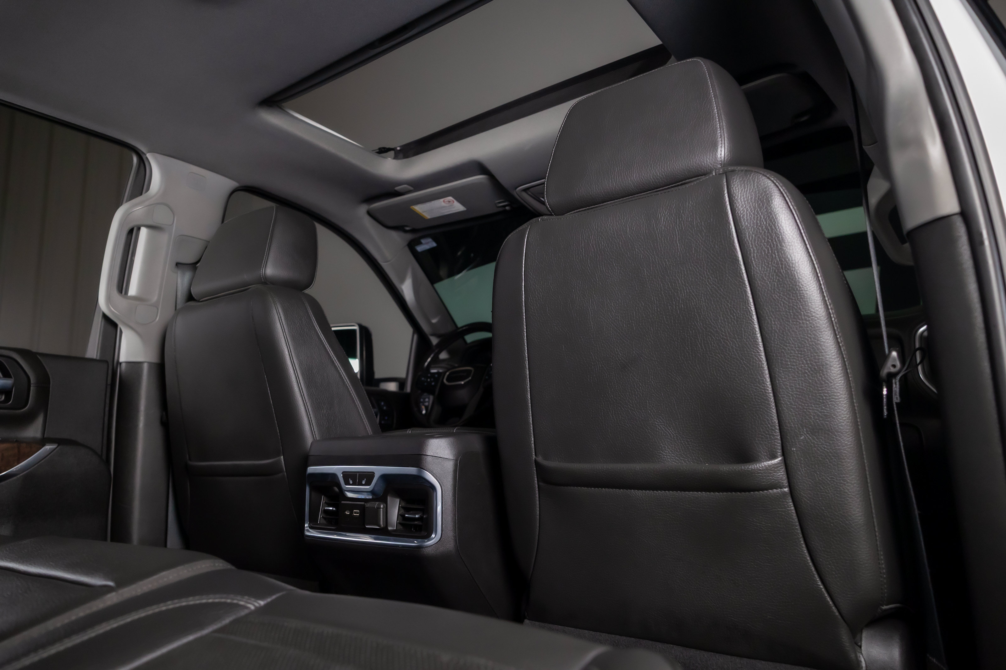 Used 2020 GMC Sierra 2500 Denali w/ Denali Ultimate Package AWD/4WD image 24