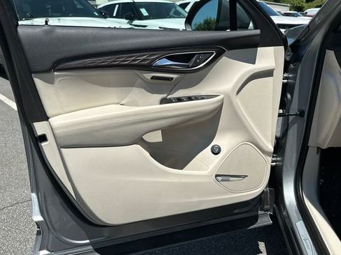 Used 2023 Buick Envision Avenir FWD image 10